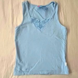 Roxy sleeveless top with knit detail in baby blue, size M.